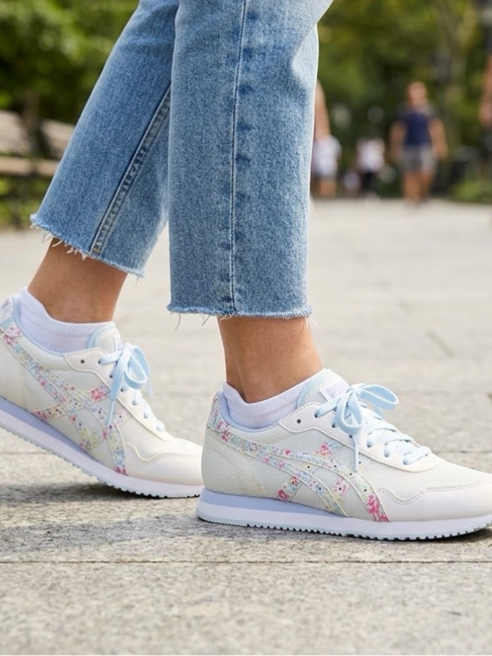 ASICS Women’s Cream Sneakers with Light Blue Laces and Floral Detail